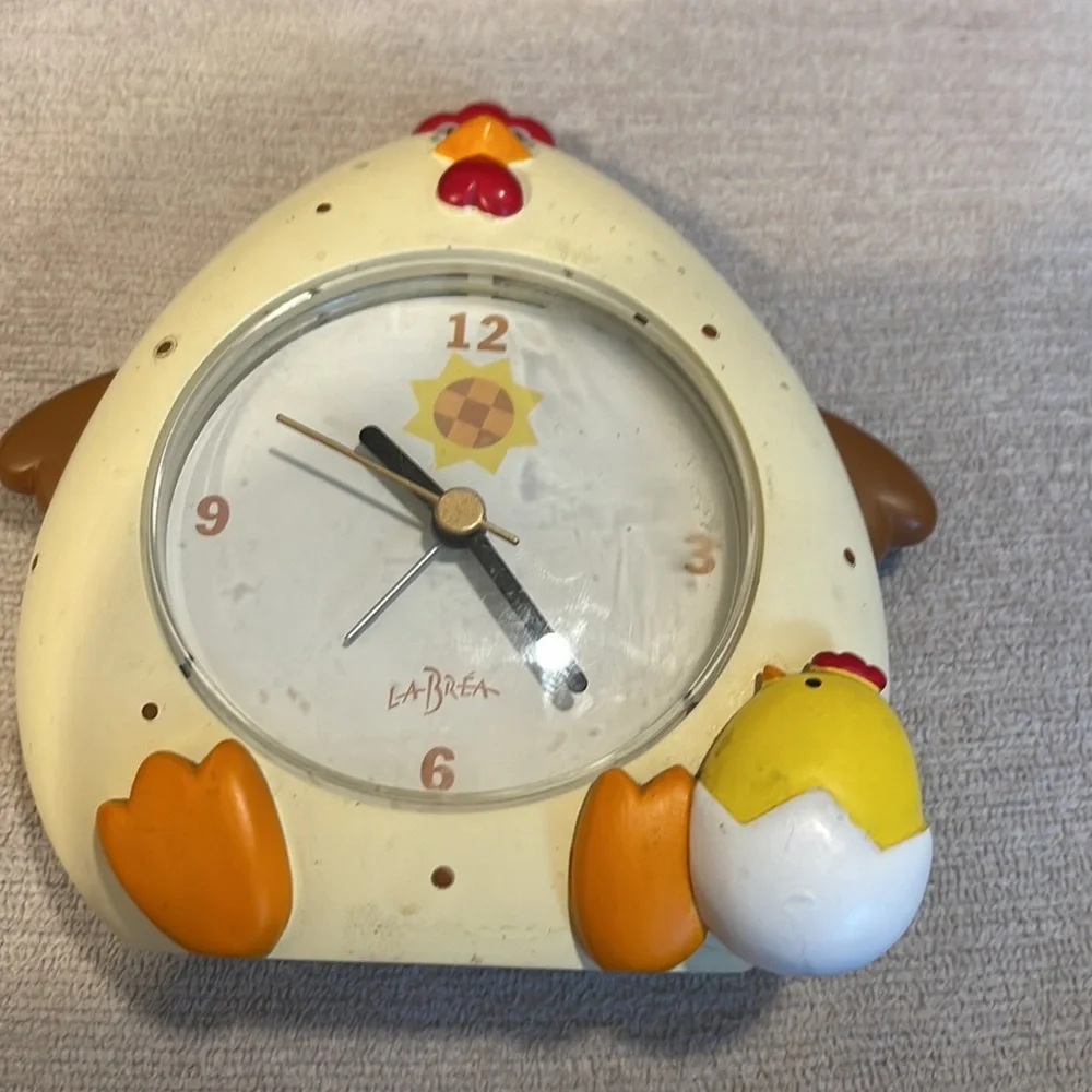 Vintage RARE la brea Chicken Alarm Clock, La Brea Quartz Movement, Heavy…